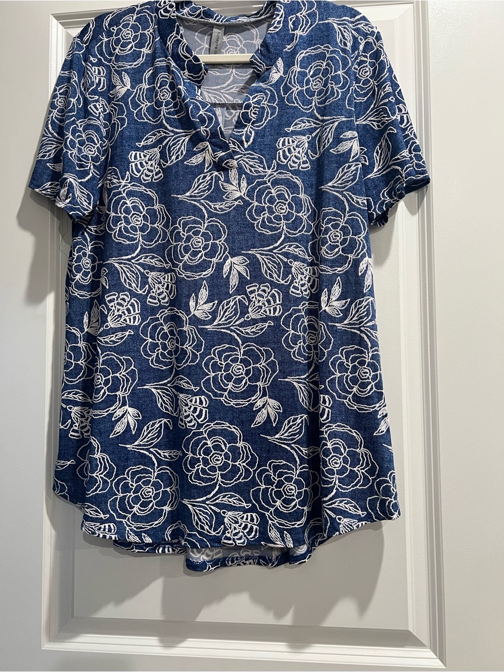 Honeyme Curvy Blue Denim Look Floral V-Neck Tunic Top